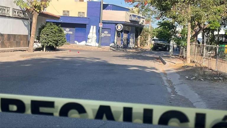 doble-homicidio-en-culiacan-dos-hombres-asesinados-en-santa-rocio-a2abb966-focus-0-0-1200-675