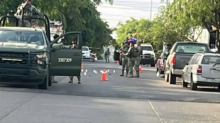 fuego-y-vandalismo-en-la-colonia-libertad-de-culiacan-949bd2df-focus-0-0-1200-675