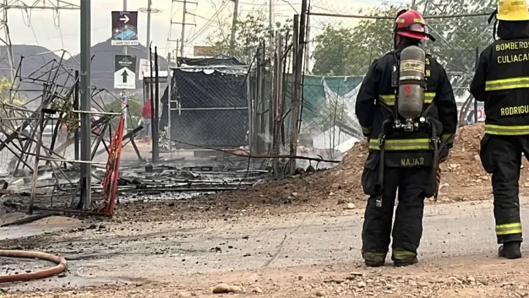 incendio-en-culiacan-destruye-local-comercial-en-colonia-22-de-diciembre-33d976ea-focus-0-0-1200-675