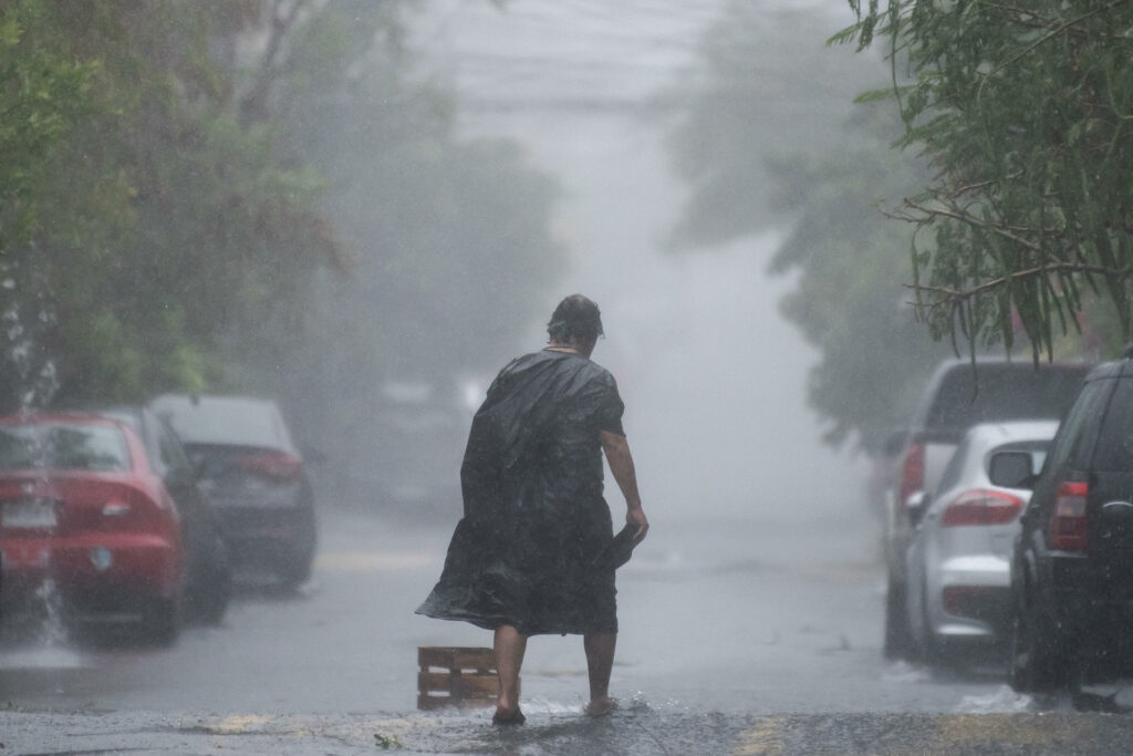 Protección Civil llama a extremar precauciones ante lluvias intensas y posibles afectaciones en gran parte del país - 1d7ce1e53402d37173547f97d68fb1ef5260dc95w-1024x683
