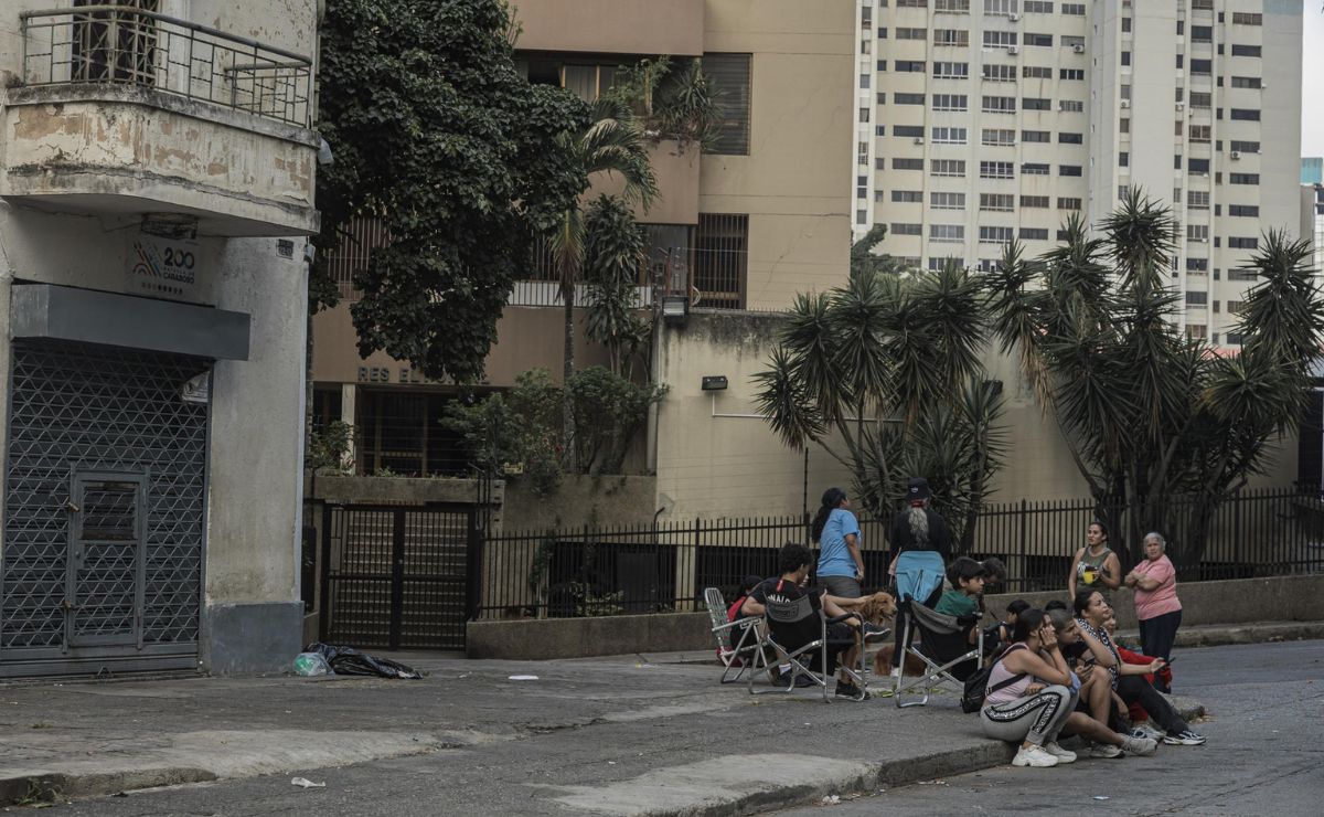 Nuevo sismo sacude a una Venezuela entre escombros y búsqueda de sobrevivientes - afectados-por-sismos-en-venezuela