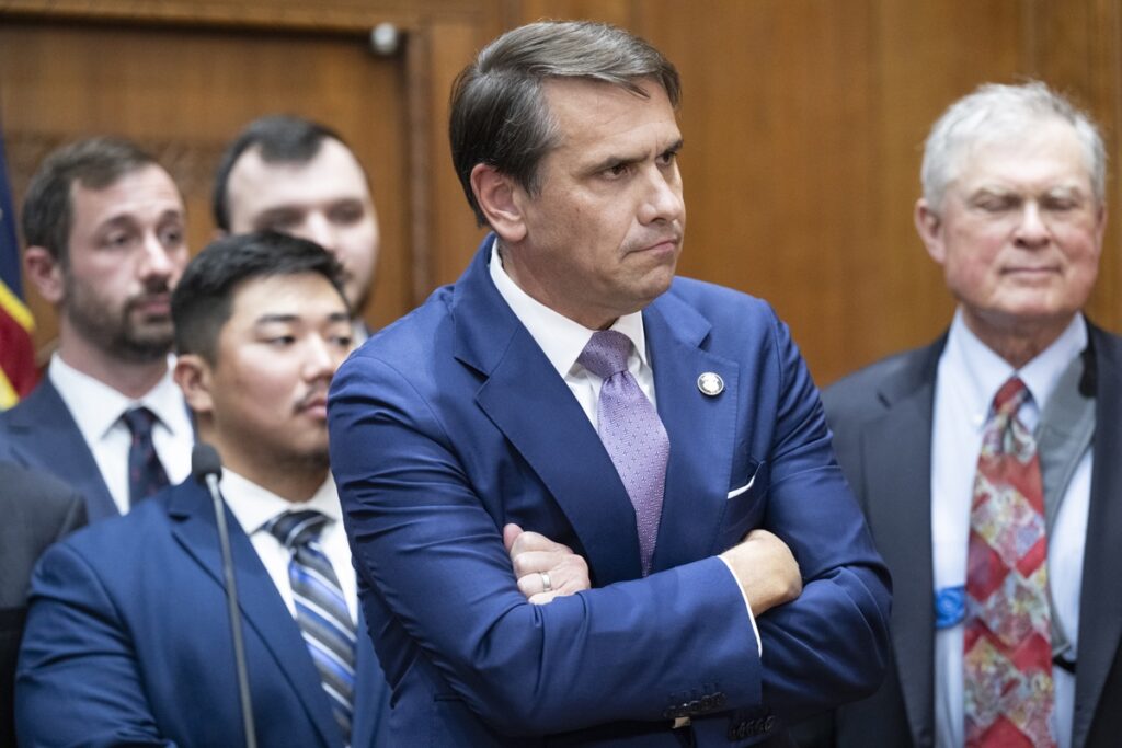 Trump oficializa nominación de Todd Blanche como fiscal general de Estados Unidos - fiscal-interino-de-eeuu-advirte-que-vendran-mas-acusaciones-contra-funcionarios-mexicanos-1024x683