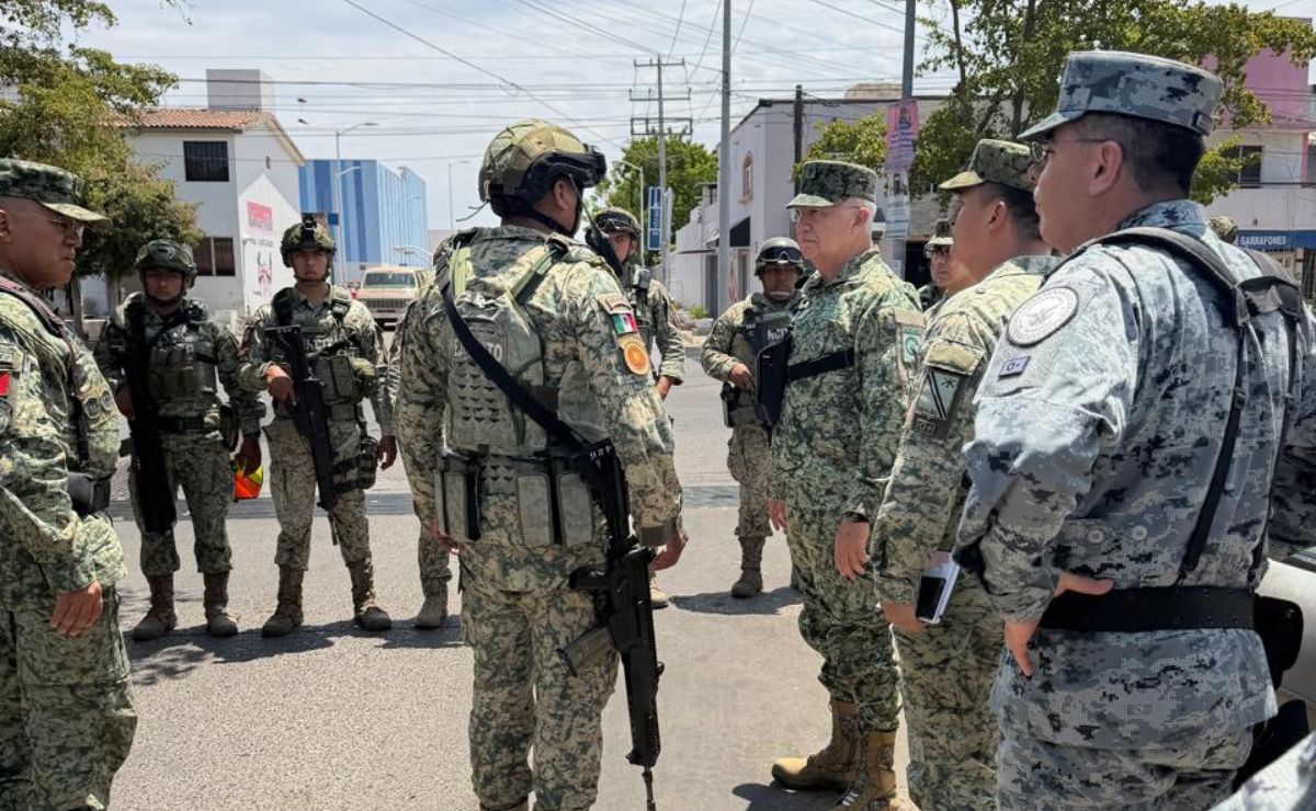 Generales Trevilla y Briseño supervisan labor del Ejército y GN en Culiacán - generales-trevilla-y-briseno-en-culiacan