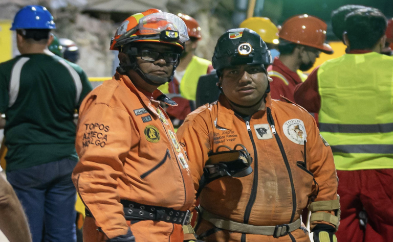 mexico-esta-con-ustedes-los-topos-llegan-a-venezuela-para-apoyar-en-rescates