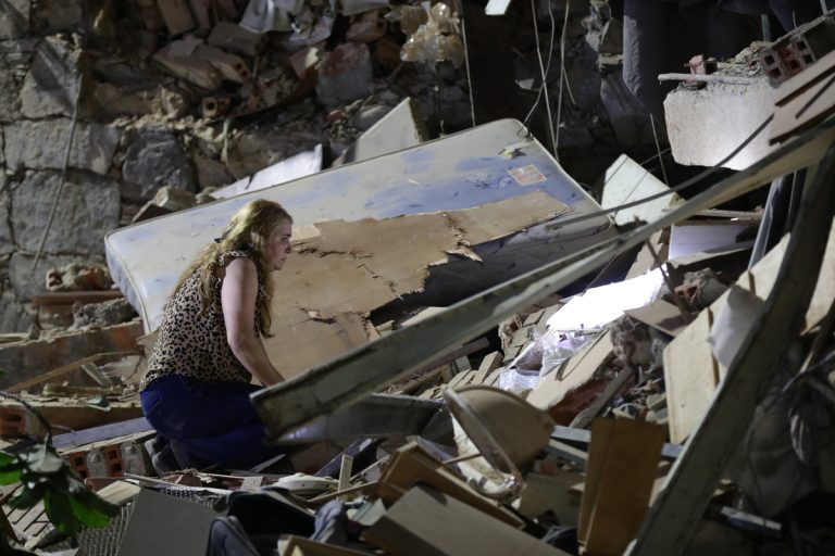 venezuela-reporta-32-muertos-y-mas-de-700-heridos-tras-doble-sismo-2