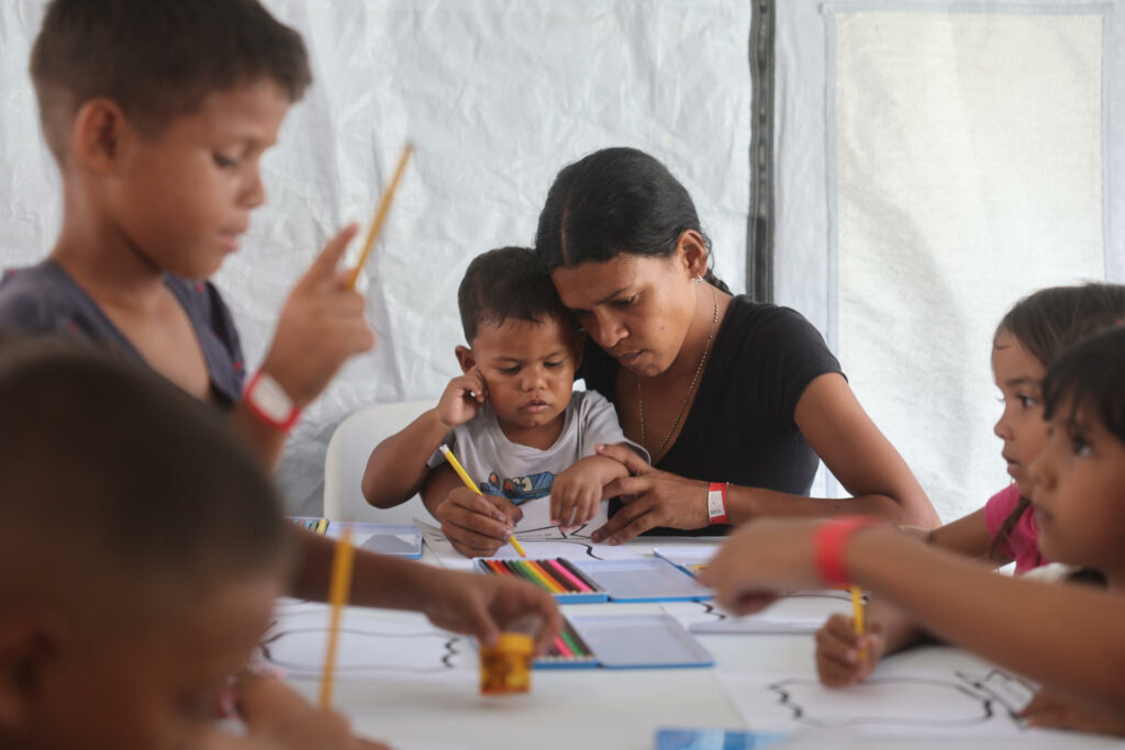 "No quiero morir en un refugio", la incertidumbre de afectados por terremoto en Venezuela - a2474b59a27392c6096bf2bf3212e5595661348dw-1024x683