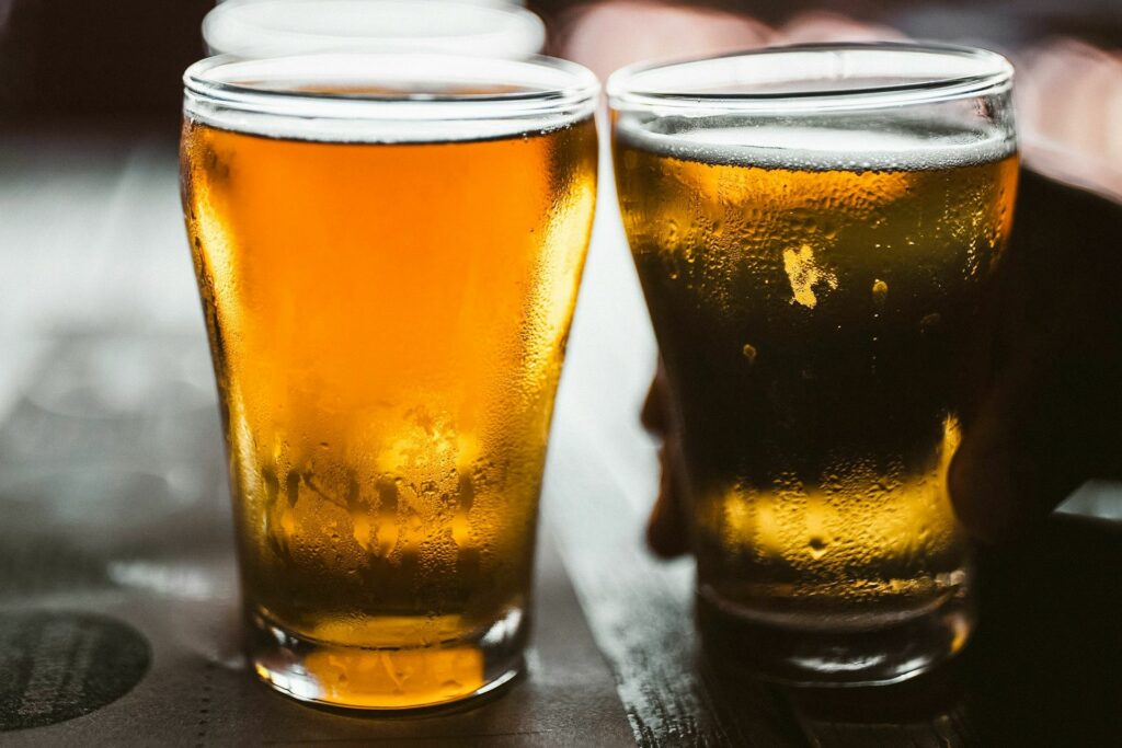 cervezas-alcohol-1024x683-1 ONG exigen nueva política de alcohol en México tras cinco muertes por festejos del Mundial - cervezas-alcohol-1024x683