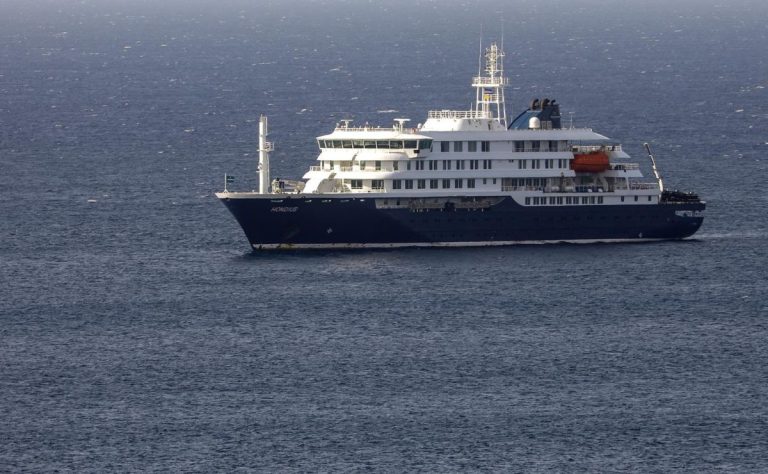 crucero-con-brote-de-hantavirus-entre-sus-pasajeros