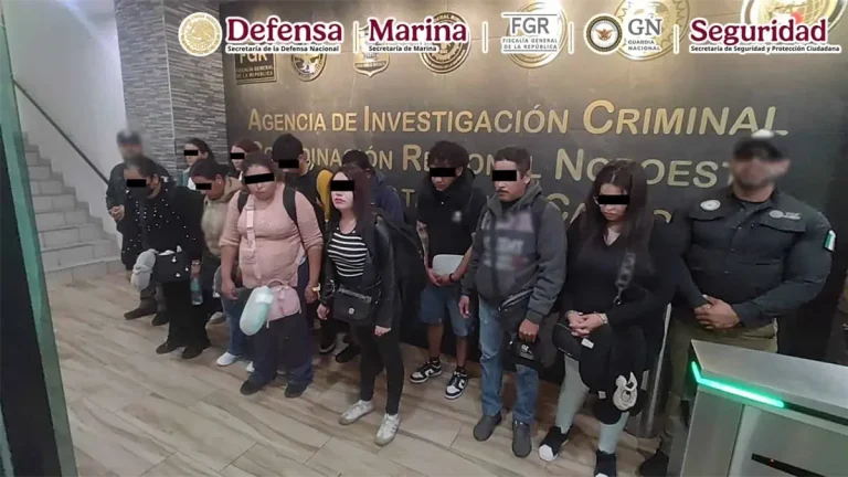 detienen-a-11-pasajeros-en-tijuana-con-165-kilos-de-cocaina-en-su-equipaje-a50cdf1f-focus-0-0-1200-675