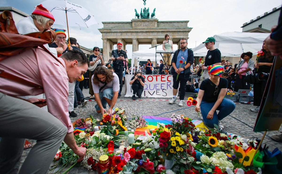homenaje-a-victima-mortal-y-heridos-por-atropellamiento-multiple-en-berlin Investigan como atentado islamista el atropellamiento masivo en Berlín - homenaje-a-victima-mortal-y-heridos-por-atropellamiento-multiple-en-berlin