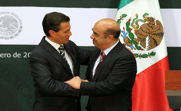 juez-modifica-estado-de-murillo-karam-por-ayotzinapa-donde-permanecera