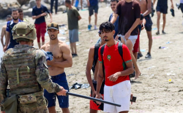 migrantes-procedentes-de-marruecos-interceptados-por-autoridades-de-ceuta