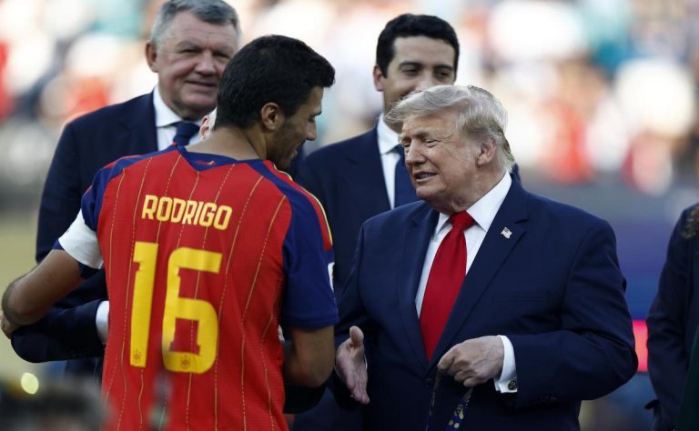 trump-descarta-tensiones-con-espana-tras-el-triunfo-de-la-roja-en-el-mundial