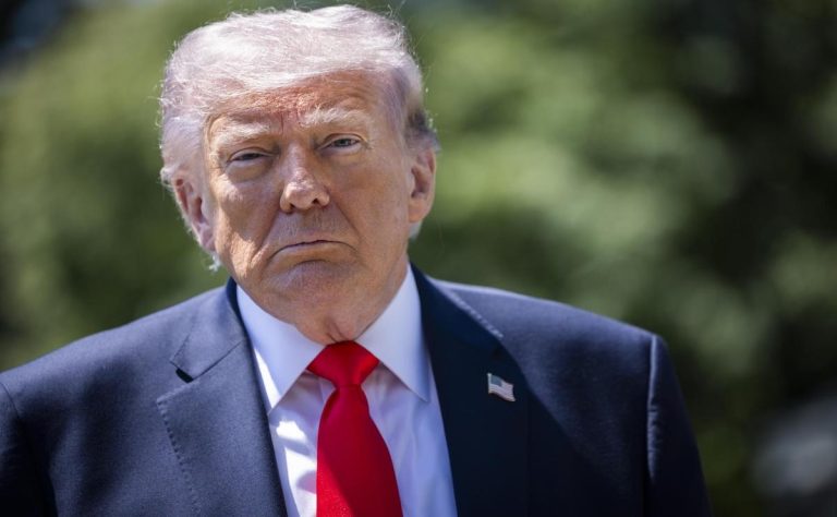 trump-pone-su-nombre-a-un-aeropuerto-y-aerolinea-niega-cambios-a-inconformes-1
