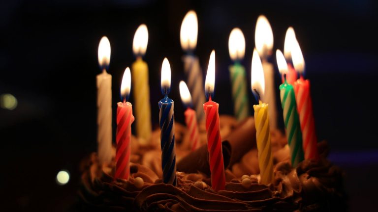 una-asociacion-celebra-cumpleanos-comunitario-para-ninos-en-situacion-de-calle