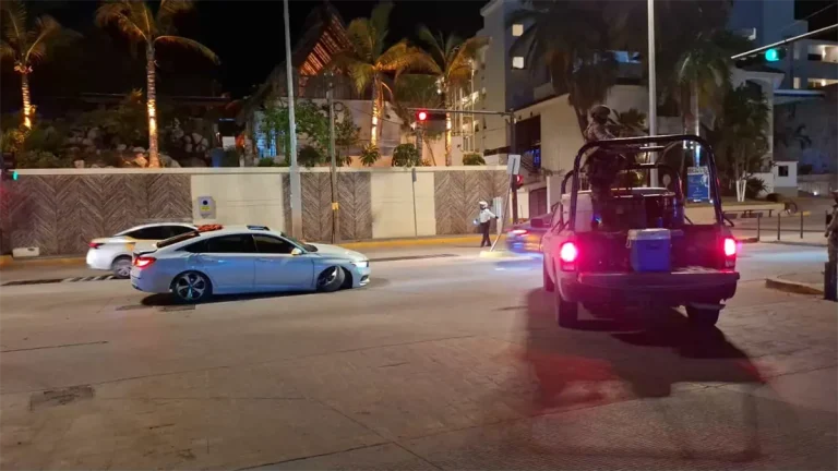 detencion-de-hombres-armados-tras-persecucion-en-zona-dorada-de-mazatlan-05b1d41a-focus-0-0-1200-675
