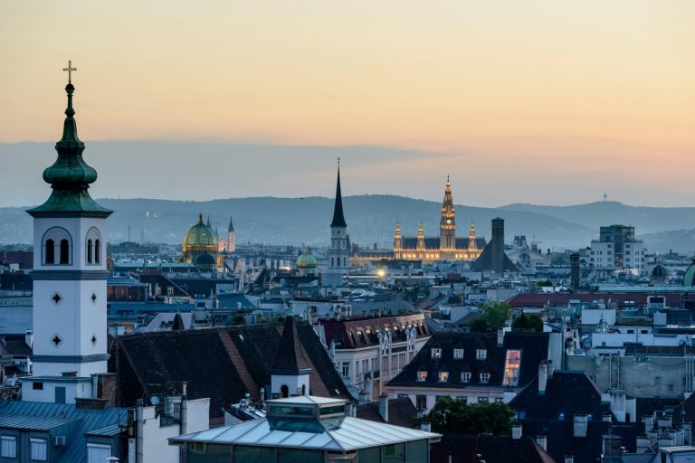 jacek-dylag-iiqxlbttqcw-unsplash-scaled-1