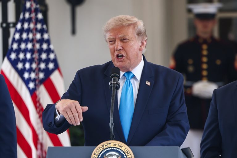 trump-afirma-que-las-conversaciones-con-iran-se-reanudaran-este-lunes