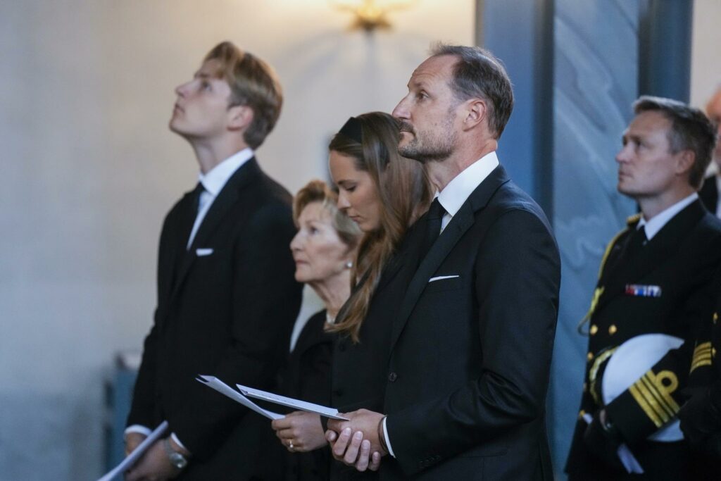 8ea9c774459127d941b7592fb1703bf15c3778f3w-1024x683-1 Los noruegos y la familia real se preparan para el último adiós al rey Harald V - 8ea9c774459127d941b7592fb1703bf15c3778f3w-1024x683