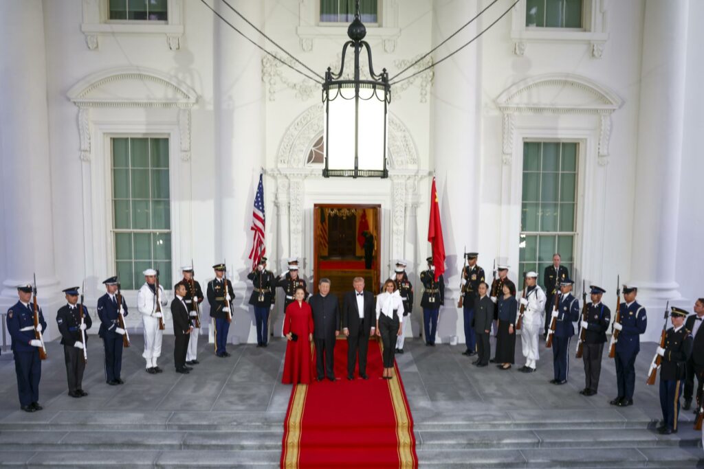 a75663cf1ca756bc9fe1abf89c5dd217fc86445aw-1024x683-1 Trump y Melania reciben a Xi y a su esposa para una cena de Estado en la Casa Blanca - a75663cf1ca756bc9fe1abf89c5dd217fc86445aw-1024x683