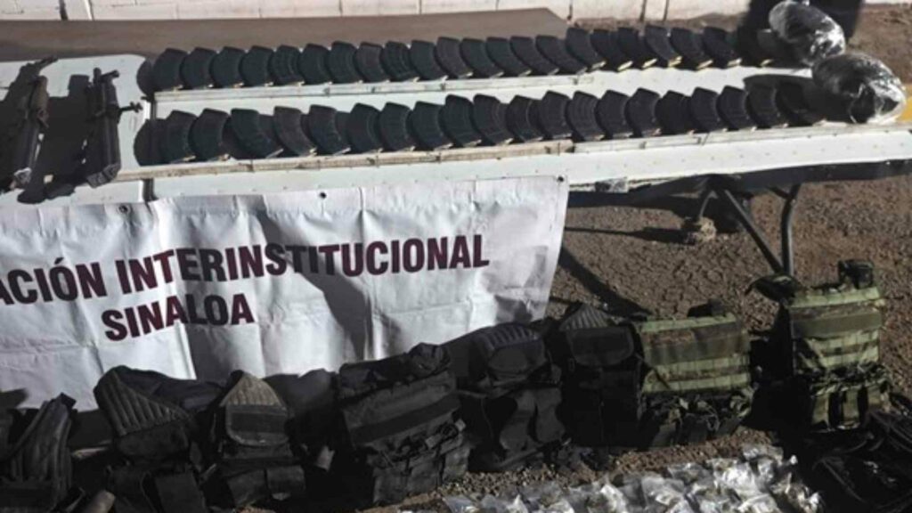 detienen-a-nueve-personas-y-aseguran-armas-y-droga-en-culiacan-1-1024x576-1 Detienen a nueve personas y aseguran armas y droga en Culiacán - detienen-a-nueve-personas-y-aseguran-armas-y-droga-en-culiacan-1-1024x576