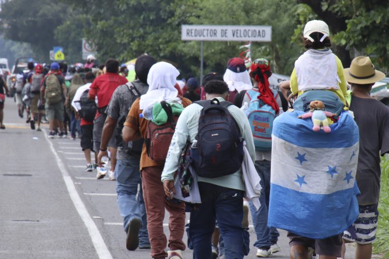 ingresa-a-mexico-una-nueva-caravana-migrante-a-donde-van-2