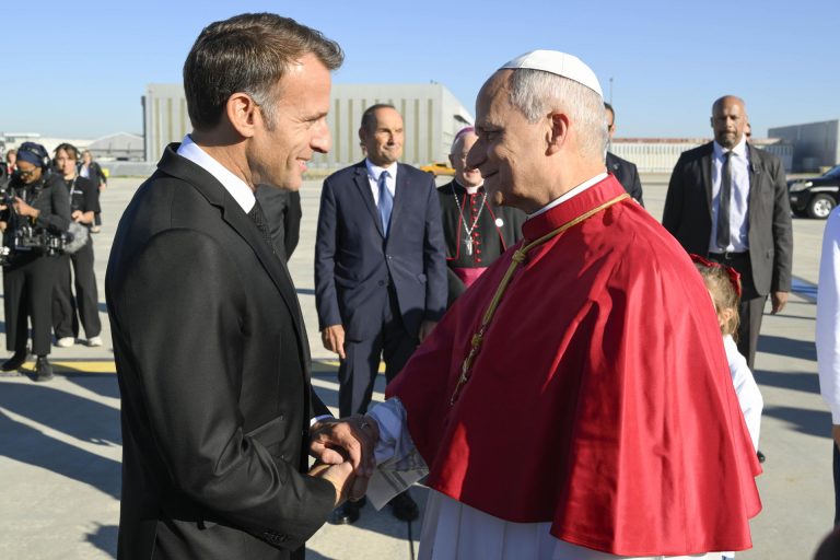 leon-xiv-macron-francia