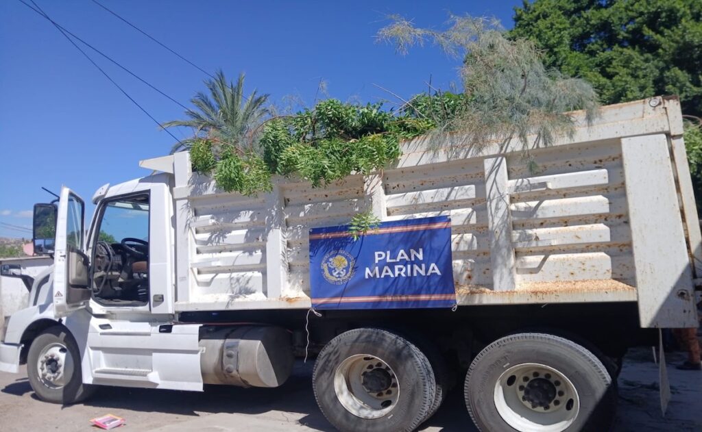 Marina instalará puesto de mando en Comondú y enviará mil 400 despensas por Polo - marina-instalara-puesto-de-mando-en-comondu-y-enviara-1400-despensas-por-polo-3-1024x631