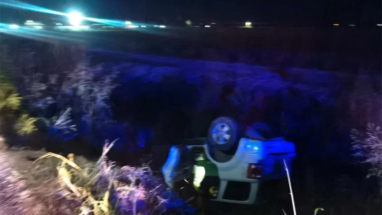 accidente-de-vagoneta-en-la-carretera-los-mochis-ahome-deja-dos-lesionados-3face396-focus-0-0-1200-675