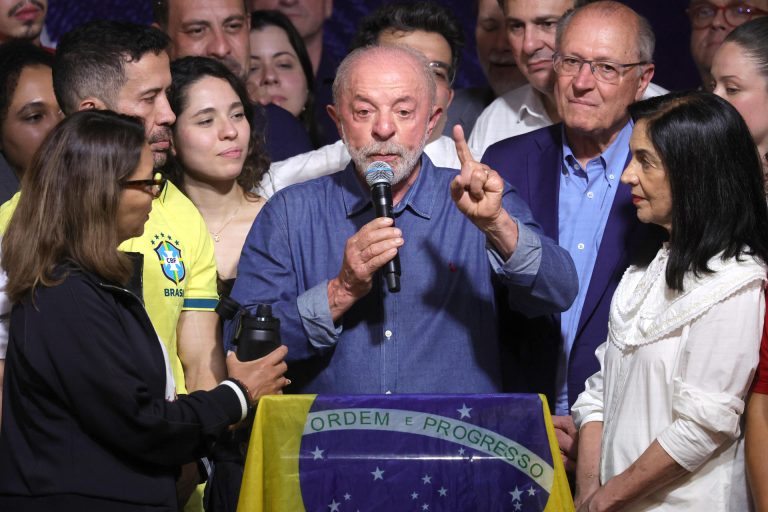 brasil-no-acepta-ser-el-patio-trasero-de-nadie-afirma-lula-al-celebrar-la-22derrota-de-la-mentira-y-del-negacionismo22