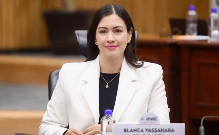 confirma-blanca-cruz-12-renuncias-en-el-ine-tras-salida-de-taddei
