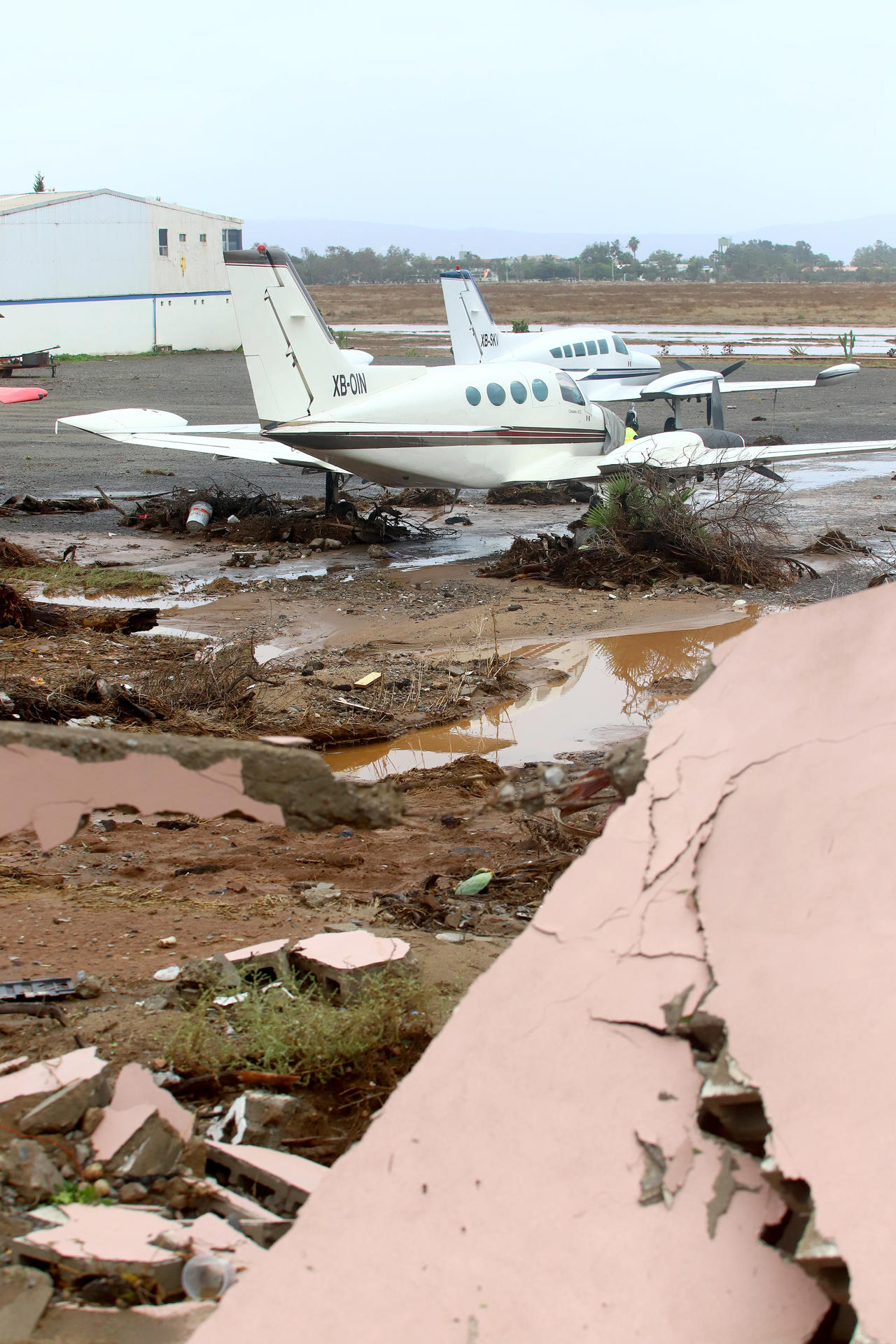 'Rachel' toca tierra en Baja California con fuertes lluvias - danos-en-ensenada-bc-por-rachel
