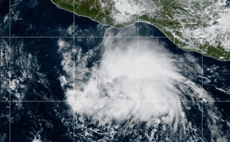 depresion-tropical-veintiuno-e-en-el-pacifico