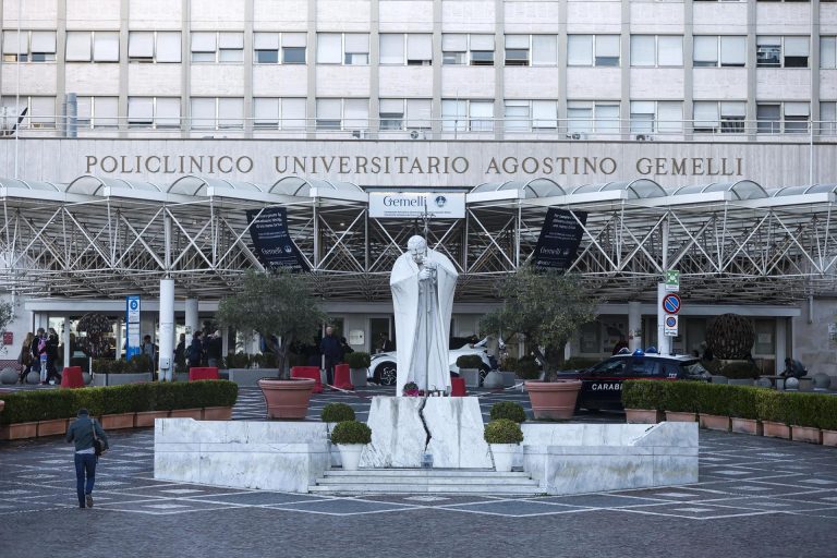 hospital-gemelli-roma-papa-leon-xiv