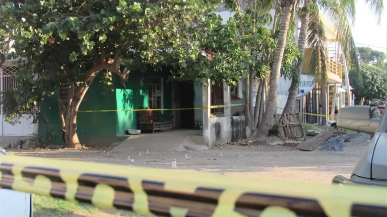 joven-de-19-anos-asesinado-en-vivienda-de-la-colonia-felicidad-en-mazatlan-1347f5c0-focus-0-0-1200-675