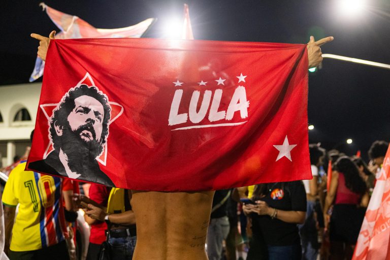 lula-gana-entre-un-congreso-adverso-y-dos-potencias