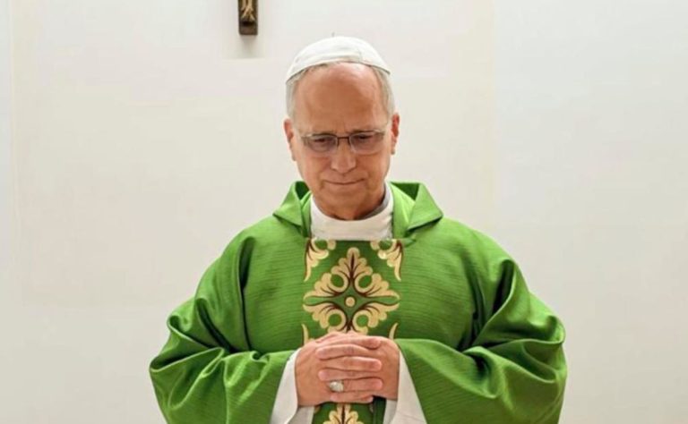 papa-leon-xiv-en-misa-celebrada-durante-su-convalecencia