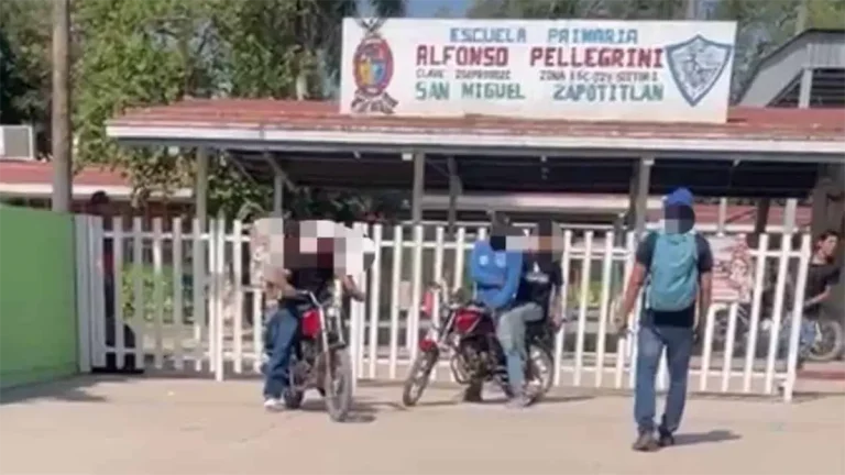 pelea-campal-entre-adolescentes-con-machetes-cerca-de-primaria-en-san-miguel-zapotitlan-212a669d-d55868fd-focus-0-0-1200-675
