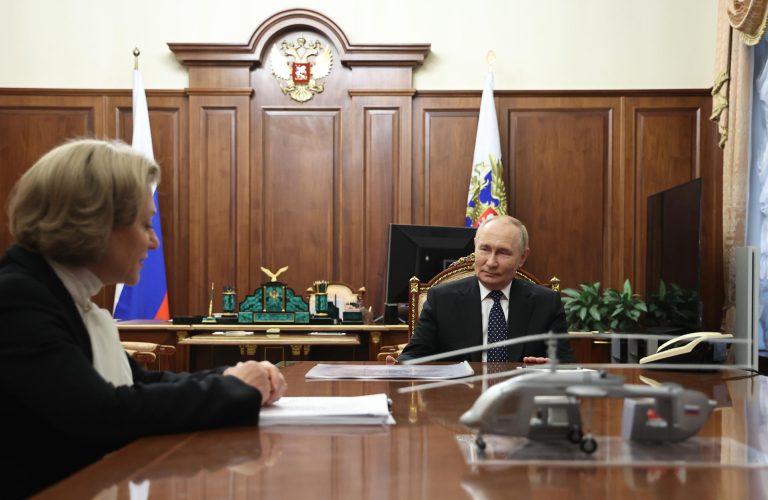 rusia-niega-un-brote-de-peste-en-siberia-tras-miles-de-analisis-y-denuncia-noticias-falsas