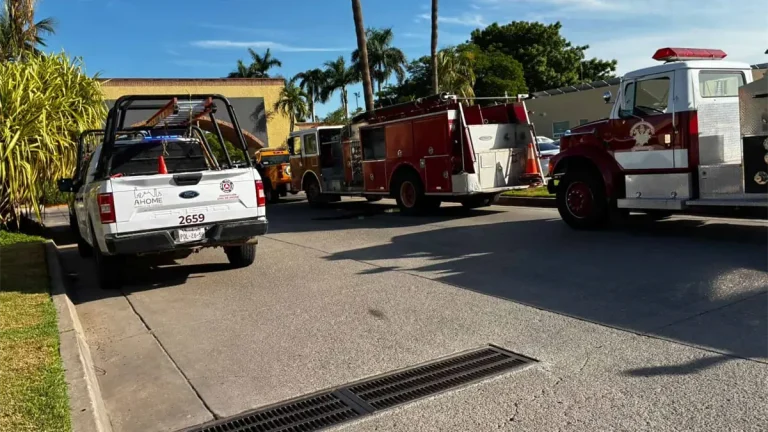 tres-lesionados-en-incendio-en-el-country-club-de-los-mochis-fe8ead37-focus-0-0-1200-675